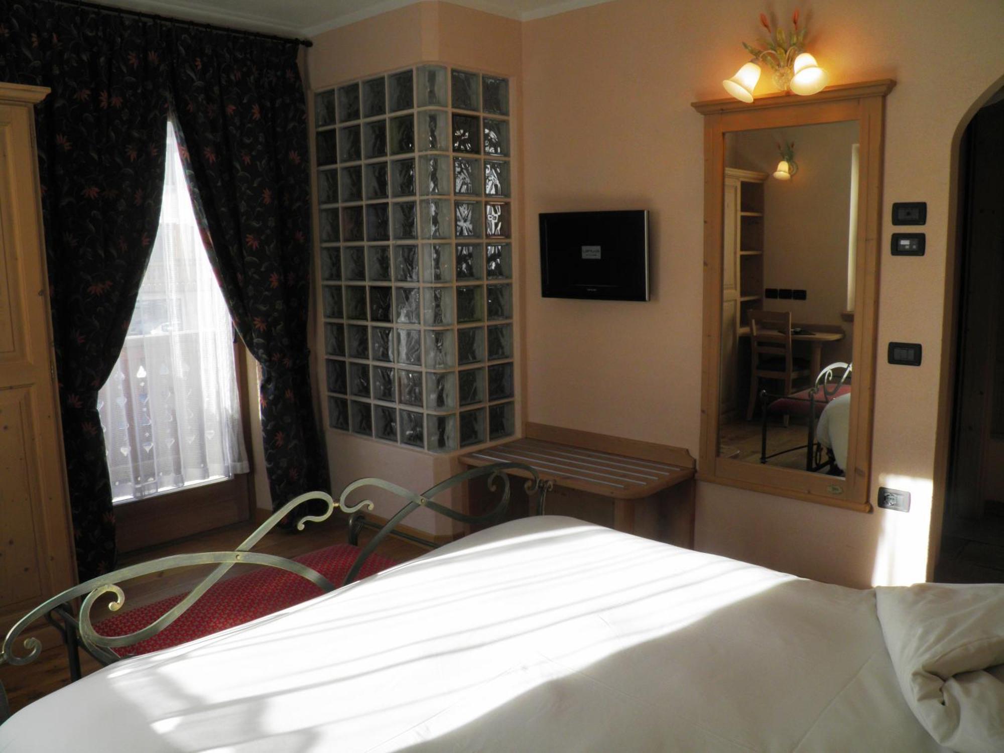 Hotel Pontiglia Livigno Chambre photo