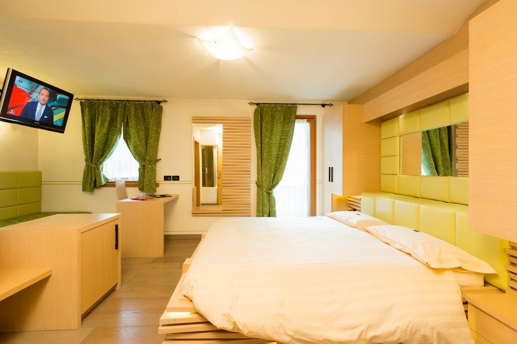 Hotel Pontiglia Livigno Extérieur photo